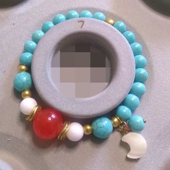 Beaded Bracelet! Mother of Pearl Moon Charm + Aqua Turquoise Howlite - 6.5-7" - Picture 6 of 9